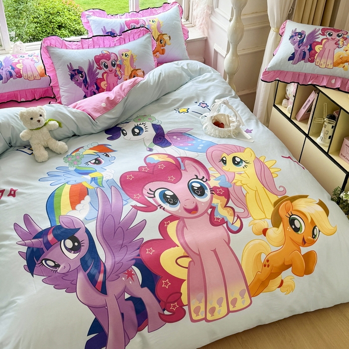 91家纺网 家纺一手货源 找家纺 馨语家居 2025新款A类全棉3D大版印花四件套 小马碧琪