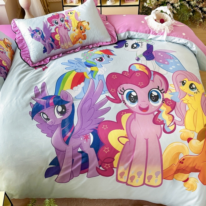 91家纺网 家纺一手货源 找家纺 馨语家居 2025新款A类全棉3D大版印花四件套 小马碧琪