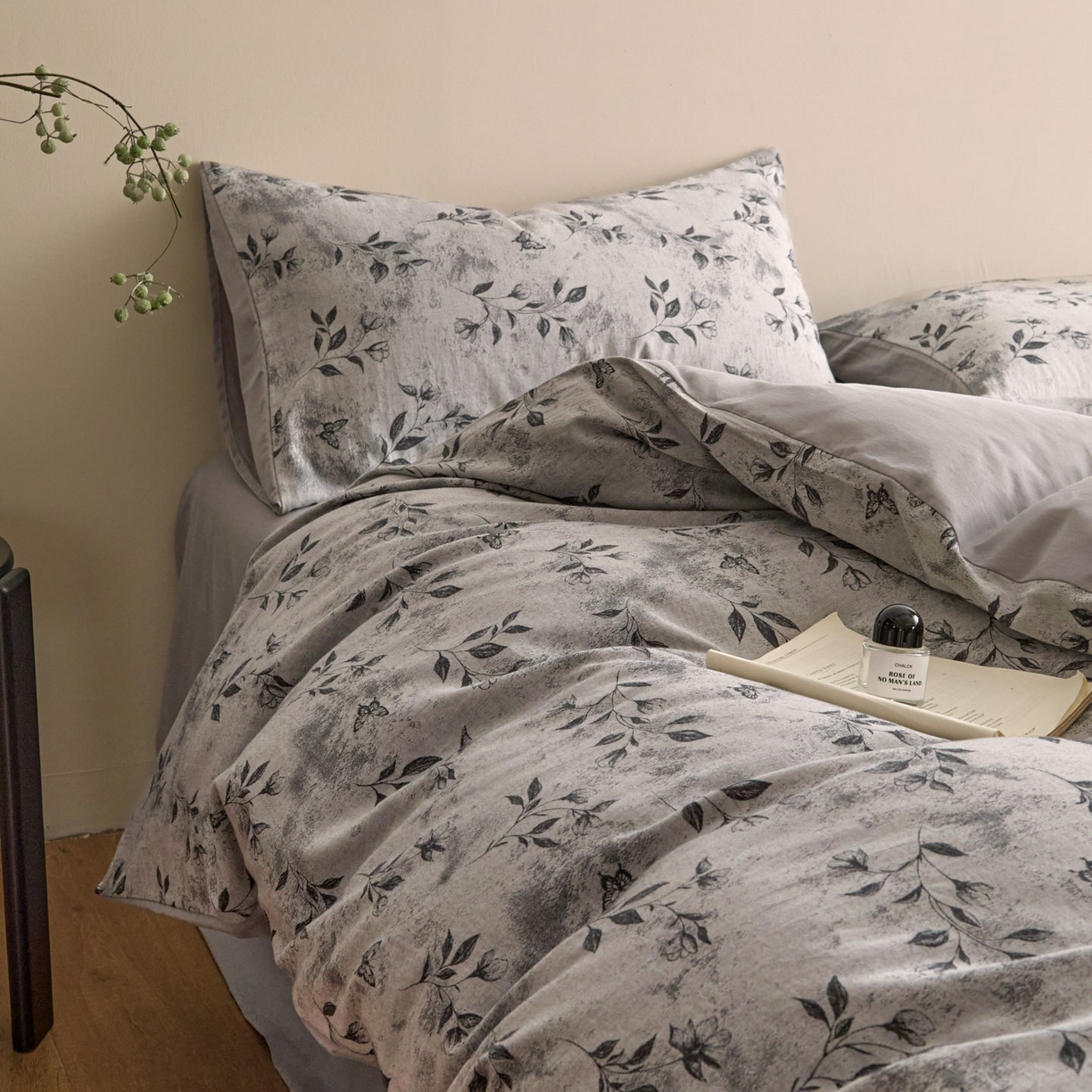 91家纺网 家纺一手货源 找家纺 （总）ab家纺 2025新款全棉提花磨毛四件套-花雨漫漫