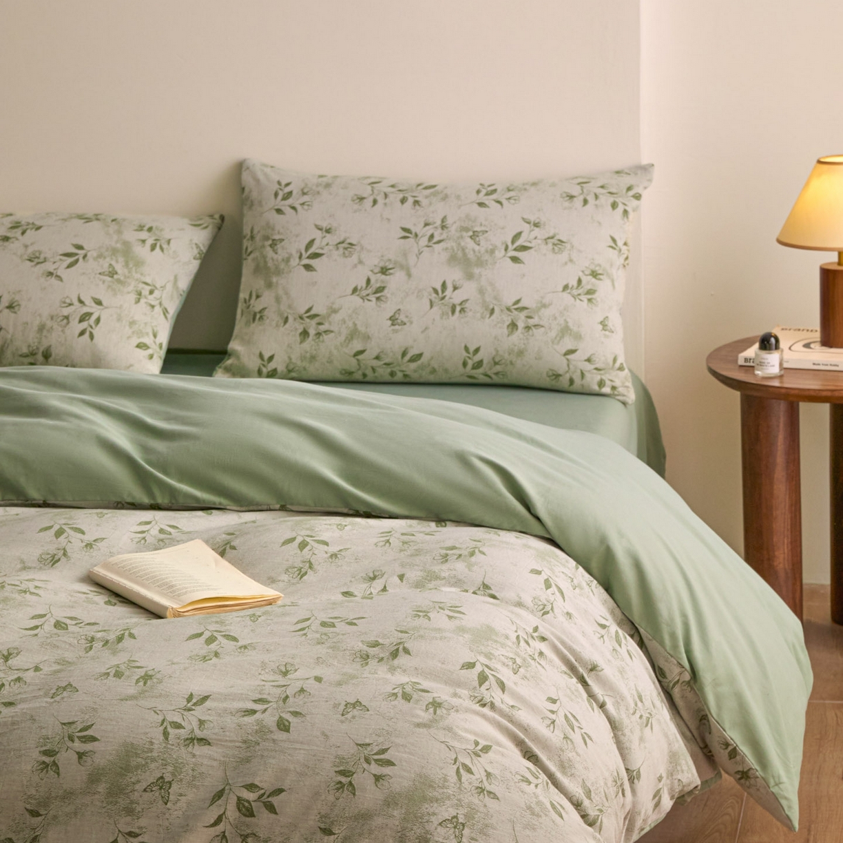 91家纺网 家纺一手货源 找家纺 ab家纺 2025新款全棉提花磨毛四件套-花雨漫漫 花雨漫漫-绿