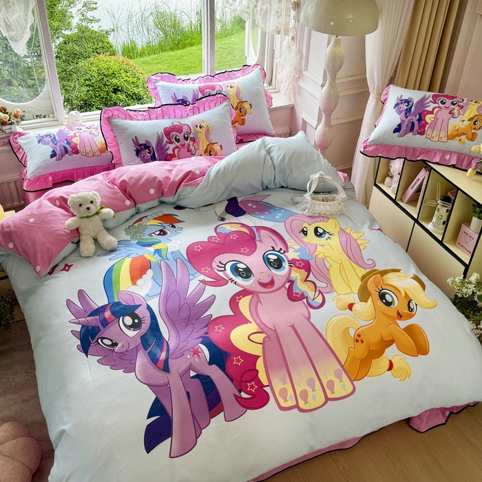 91家纺网 家纺一手货源 找家纺 馨语家居 2025新款A类全棉3D大版印花四件套 小马碧琪