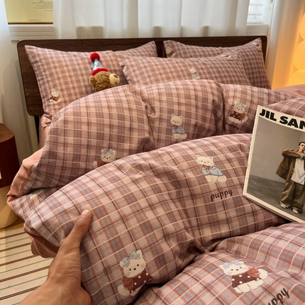 91家纺网 家纺一手货源 找家纺 （总）莱登卡奴 2025新款A类100%全棉磨毛条格卡通系列四件套