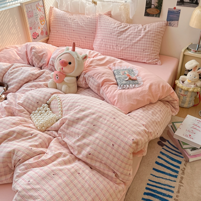 91家纺网 家纺一手货源 找家纺 （总）卡迪熊家纺 2025新款水洗双层纱双拼碎花四件套