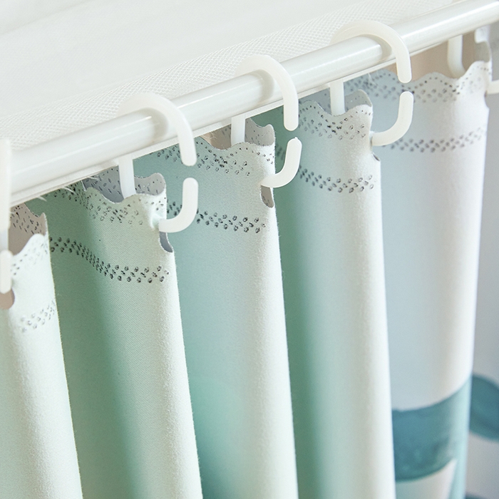 91家纺网 家纺一手货源 找家纺 青竹苑 2025新款植绒强遮光印花学生坐床蚊帐 森林里的小熊