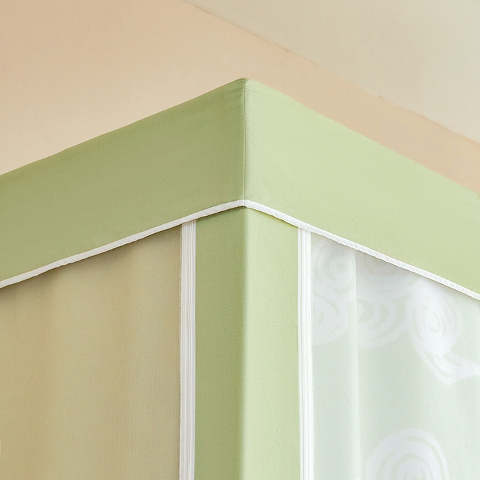 91家纺网 家纺一手货源 找家纺 青竹苑 2025新款植绒强遮光印花学生坐床蚊帐 森林里的小熊