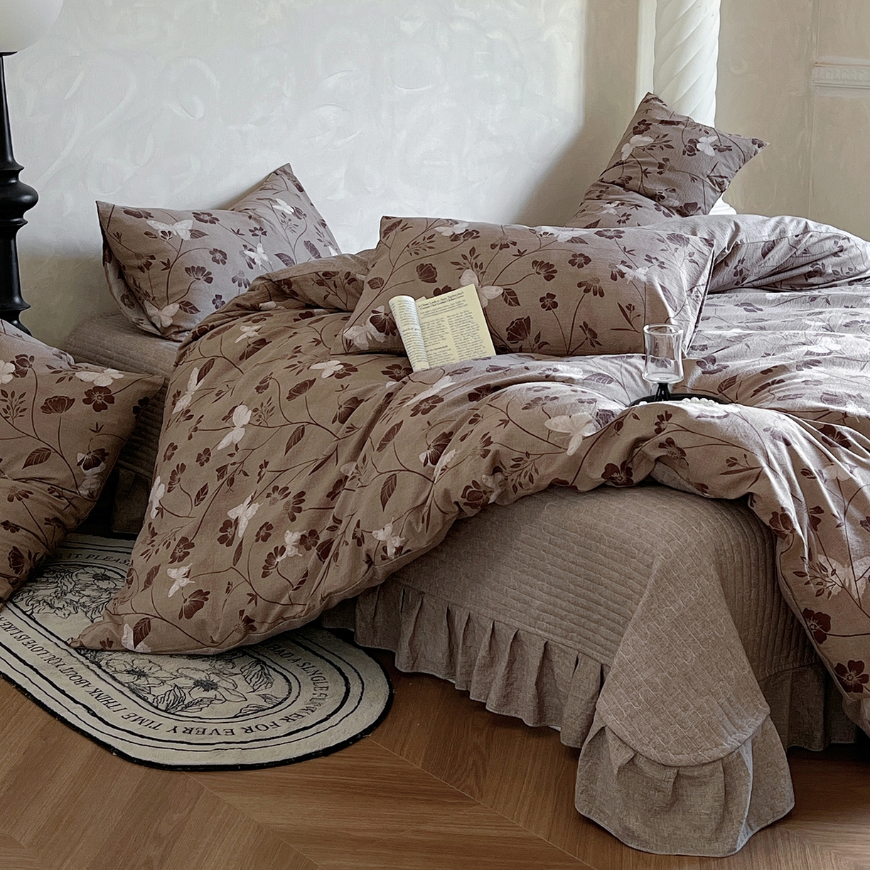 91家纺网 家纺一手货源 找家纺 美梦家纺 2025新款高克重加厚亚麻皱皱纱床盖四件套系列（提供买家秀) 枫林晚