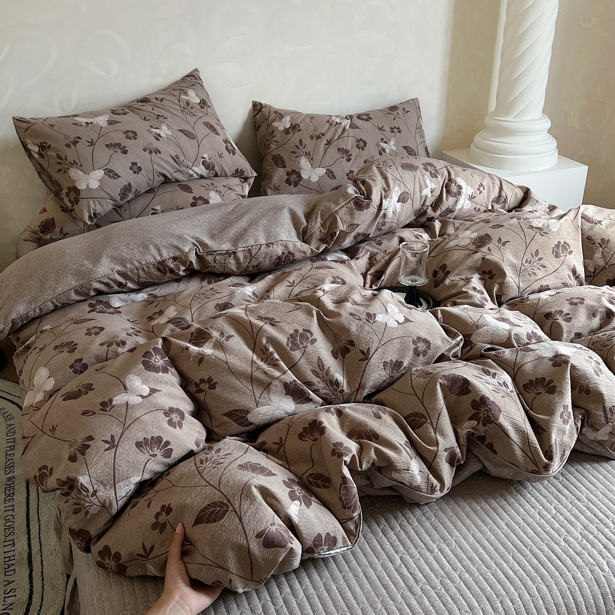 91家纺网 家纺一手货源 找家纺 美梦家纺 2025新款高克重加厚亚麻皱皱纱床盖四件套系列（提供买家秀) 枫林晚