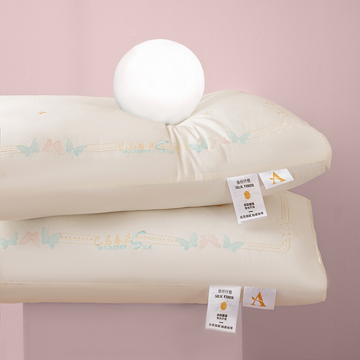 91家纺网 家纺一手货源 找家纺 （总）鼎晟纺 2025新款护颈巴马蚕丝护颈枕儿童学生枕头成人枕芯单枕芯