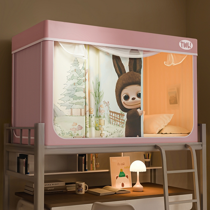 91家纺网 家纺一手货源 找家纺 青竹苑 2025新款覆膜遮光印花学生坐床蚊帐 童话园