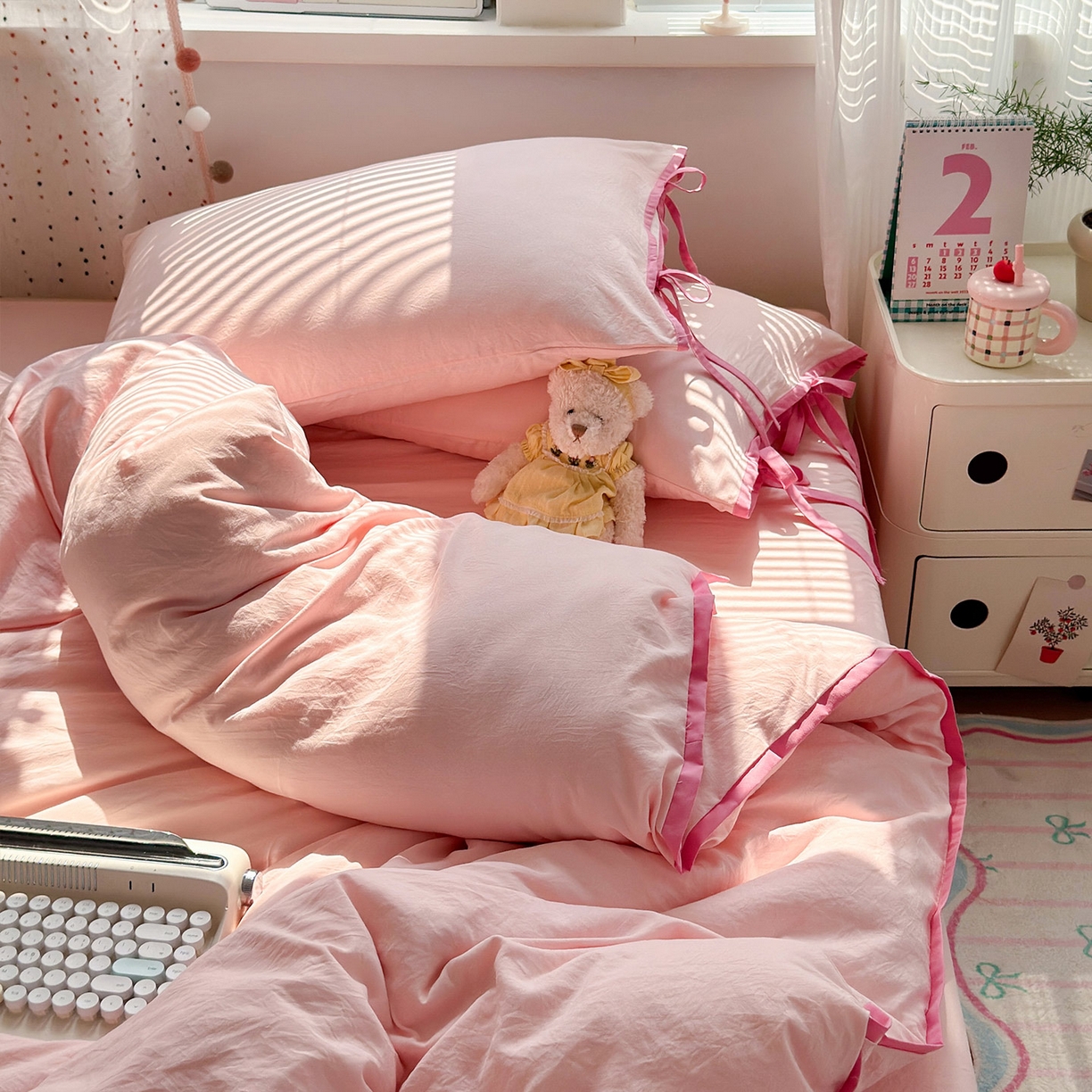 91家纺网 家纺一手货源 找家纺 尤米 2025新款水洗棉撞色绑带款四件套 绑带款-蜜桃粉