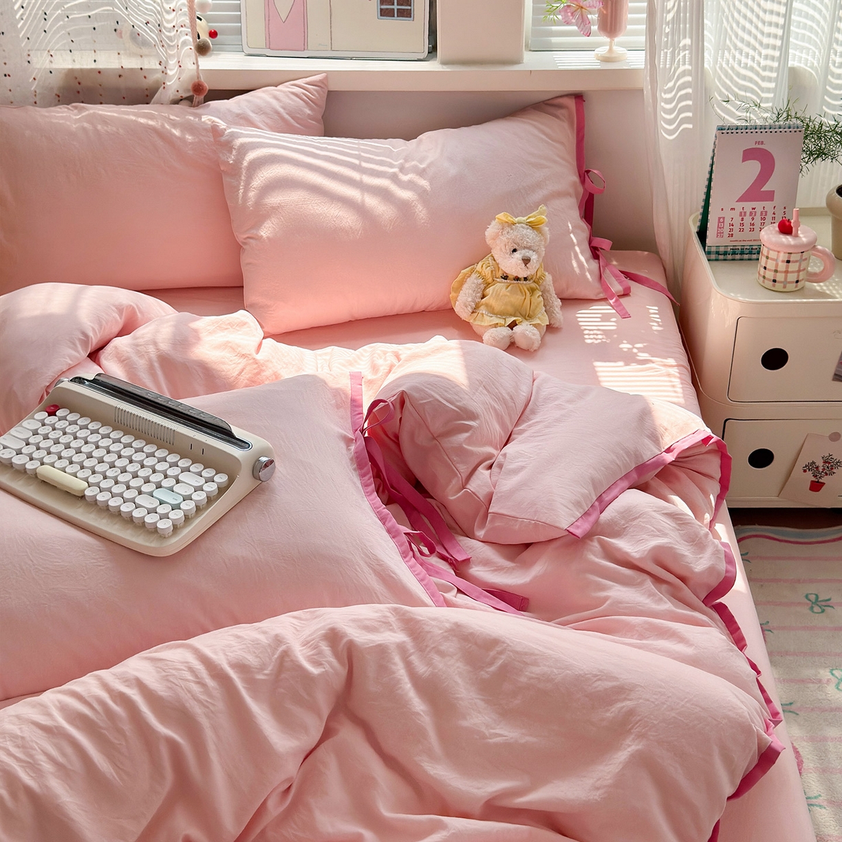 91家纺网 家纺一手货源 找家纺 尤米 2025新款水洗棉撞色绑带款四件套 绑带款-蜜桃粉