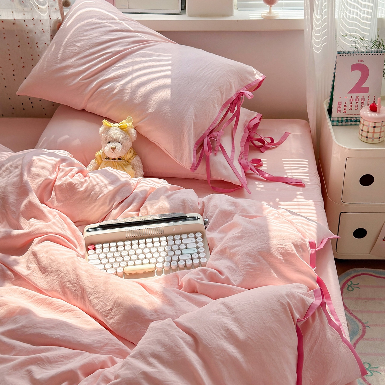 91家纺网 家纺一手货源 找家纺 尤米 2025新款水洗棉撞色绑带款四件套 绑带款-蜜桃粉