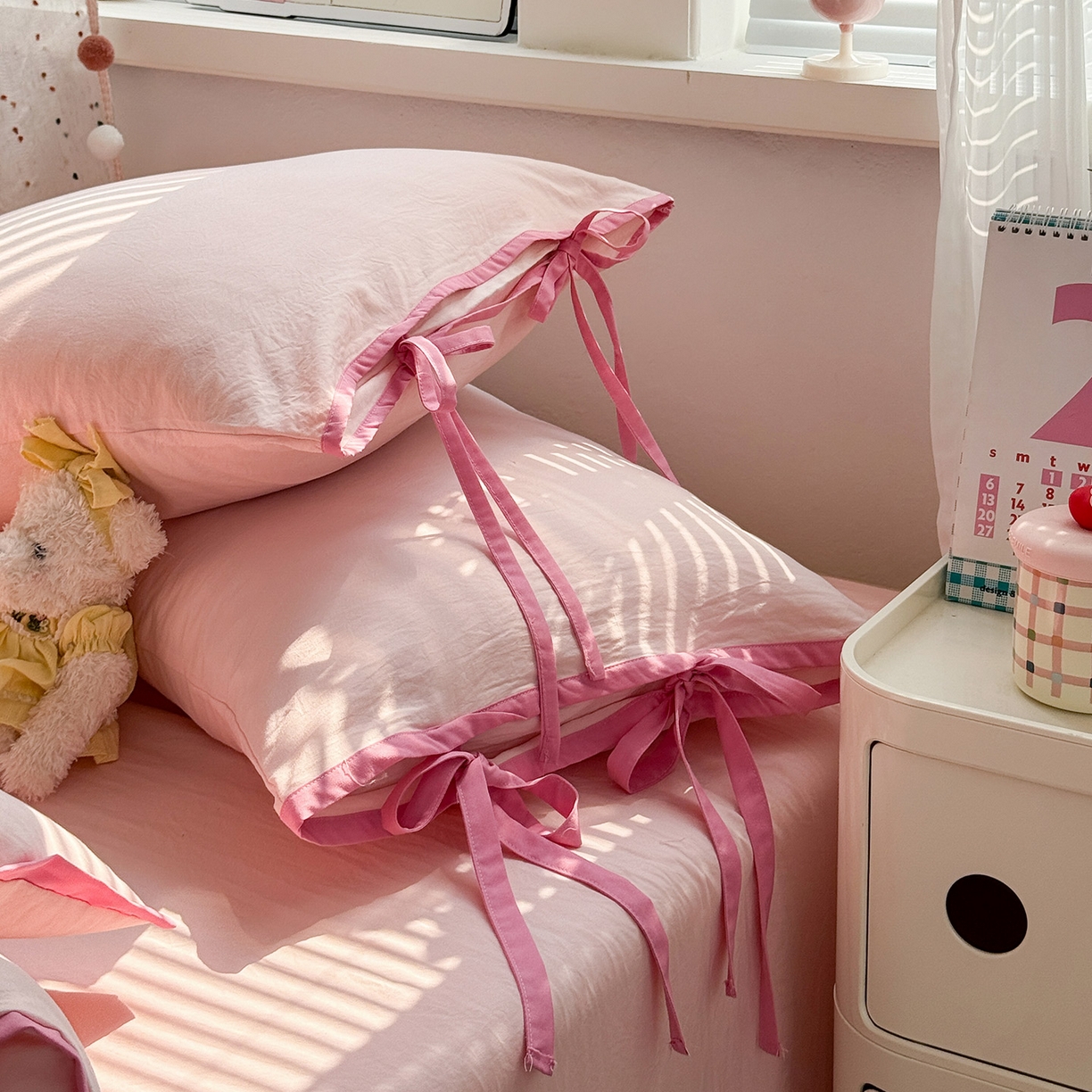 91家纺网 家纺一手货源 找家纺 尤米 2025新款水洗棉撞色绑带款四件套 绑带款-蜜桃粉