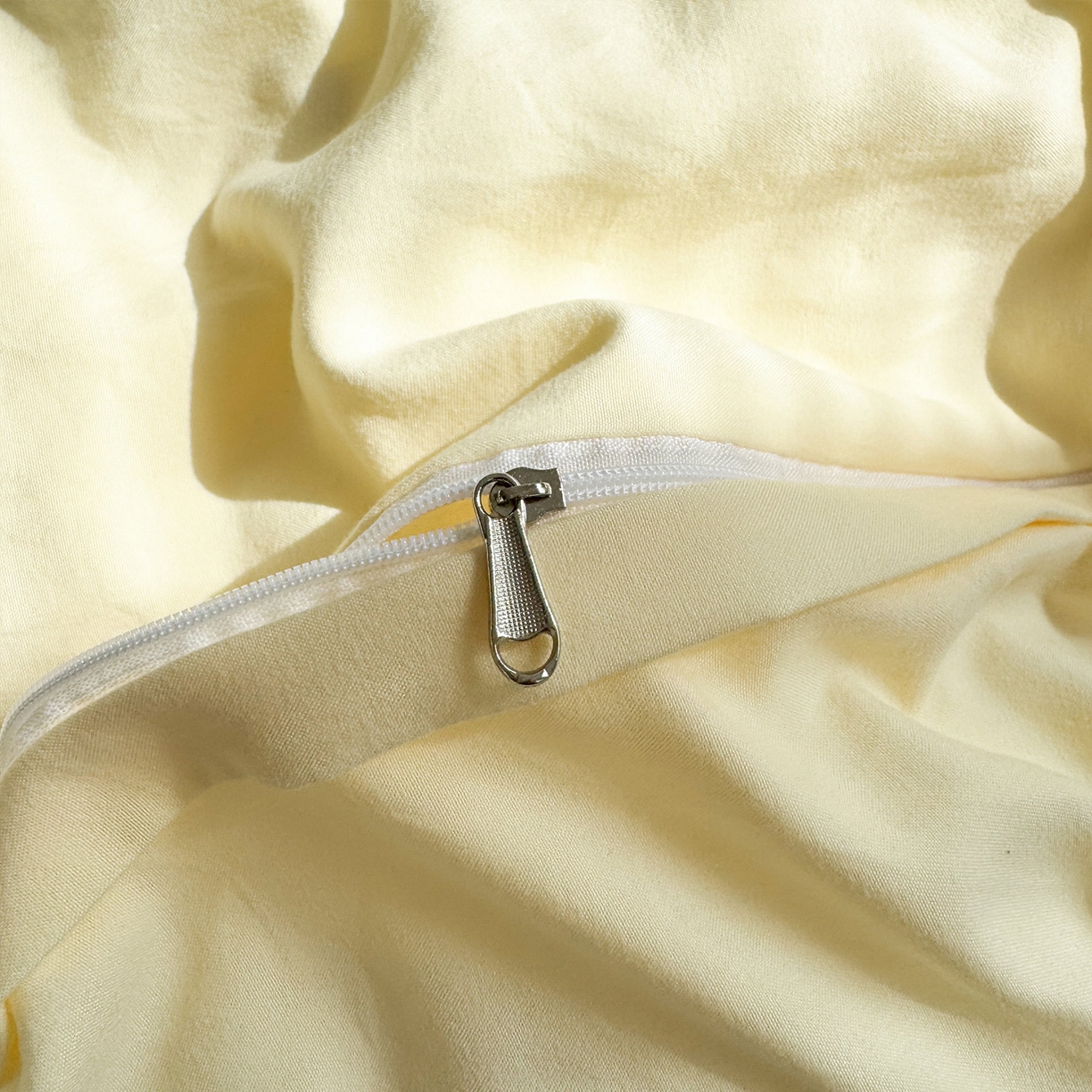 91家纺网 家纺一手货源 找家纺 尤米 2025新款水洗棉撞色绑带款四件套 绑带款-芝士黄