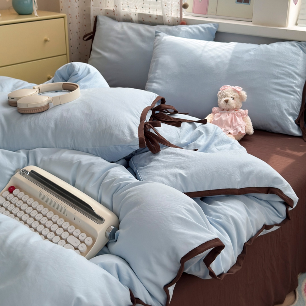 91家纺网 家纺一手货源 找家纺 尤米 2025新款水洗棉撞色绑带款四件套 绑带款-海盐蓝