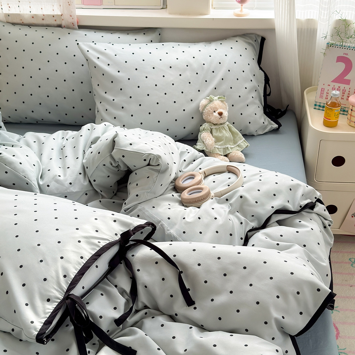 91家纺网 家纺一手货源 找家纺 尤米 2025新款水洗棉撞色绑带款四件套 绑带款-蓝波点