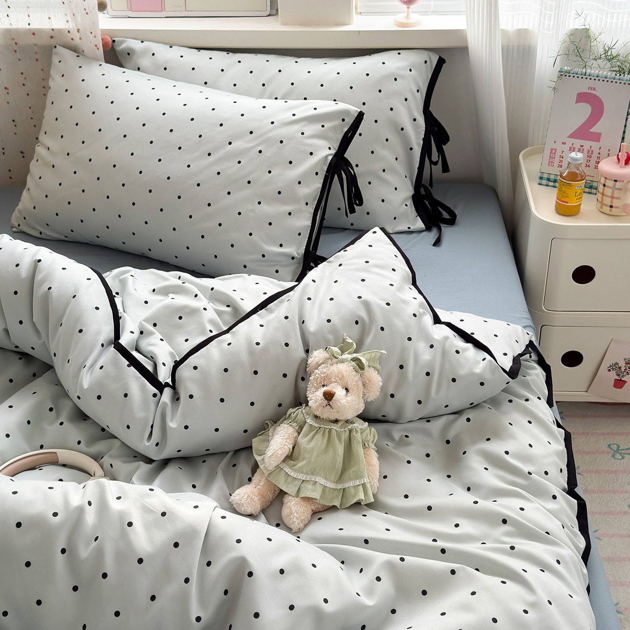 91家纺网 家纺一手货源 找家纺 尤米 2025新款水洗棉撞色绑带款四件套 绑带款-蓝波点