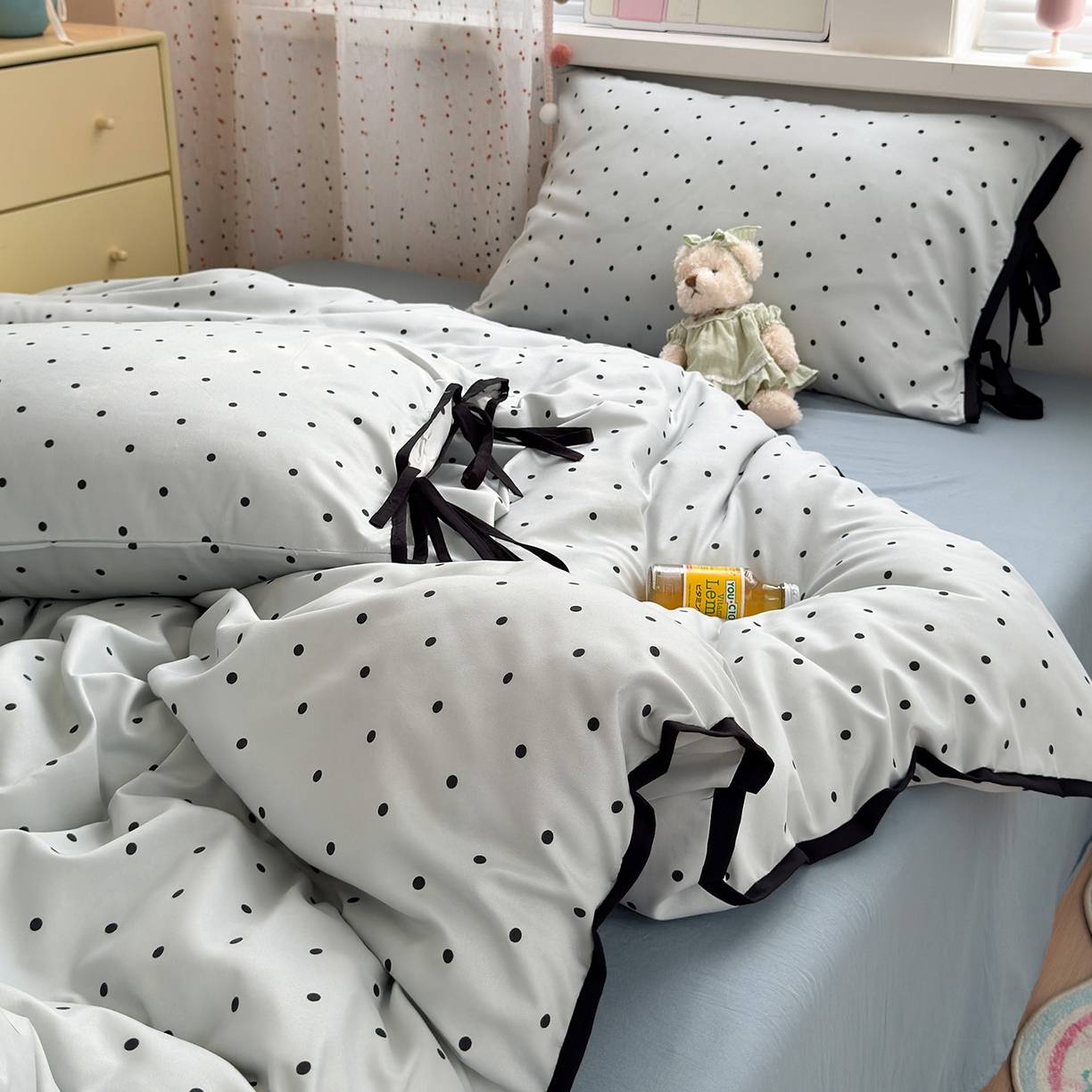 91家纺网 家纺一手货源 找家纺 尤米 2025新款水洗棉撞色绑带款四件套 绑带款-蓝波点