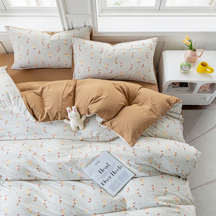 91家纺网 家纺一手货源 找家纺 奇丝雅 2025新款A类有氧超柔云感双层纱皱皱纱学生宿舍三件套家用四件套单被套 轻颂