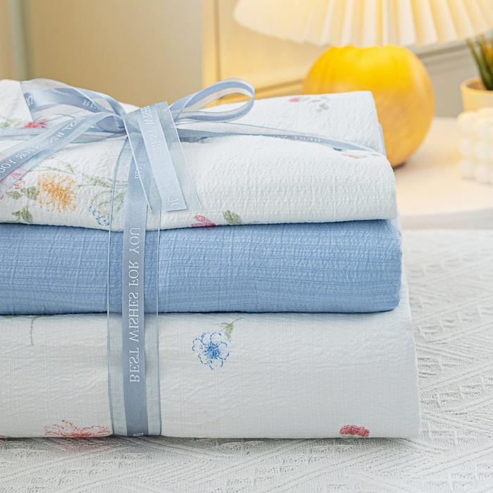 91家纺网 家纺一手货源 找家纺 奇丝雅 2025新款A类有氧超柔云感双层纱皱皱纱学生宿舍三件套家用四件套单被套 确幸英兰