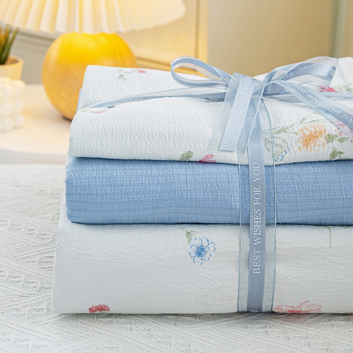 91家纺网 家纺一手货源 找家纺 奇丝雅 2025新款A类有氧超柔云感双层纱皱皱纱学生宿舍三件套家用四件套单被套 确幸英兰