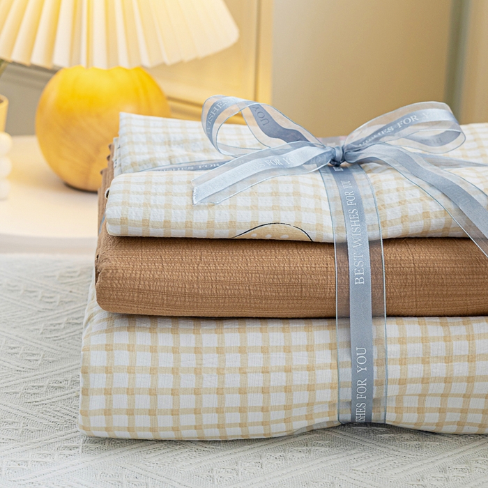 91家纺网 家纺一手货源 找家纺 奇丝雅 2025新款A类有氧超柔云感双层纱皱皱纱学生宿舍三件套家用四件套单被套 郁可草莓