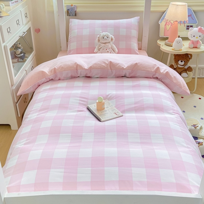 91家纺网 家纺一手货源 找家纺 麒东家纺 2025新款开学季学生ins风条纹方格水洗四件套学生上下铺三件套 方格蓝色