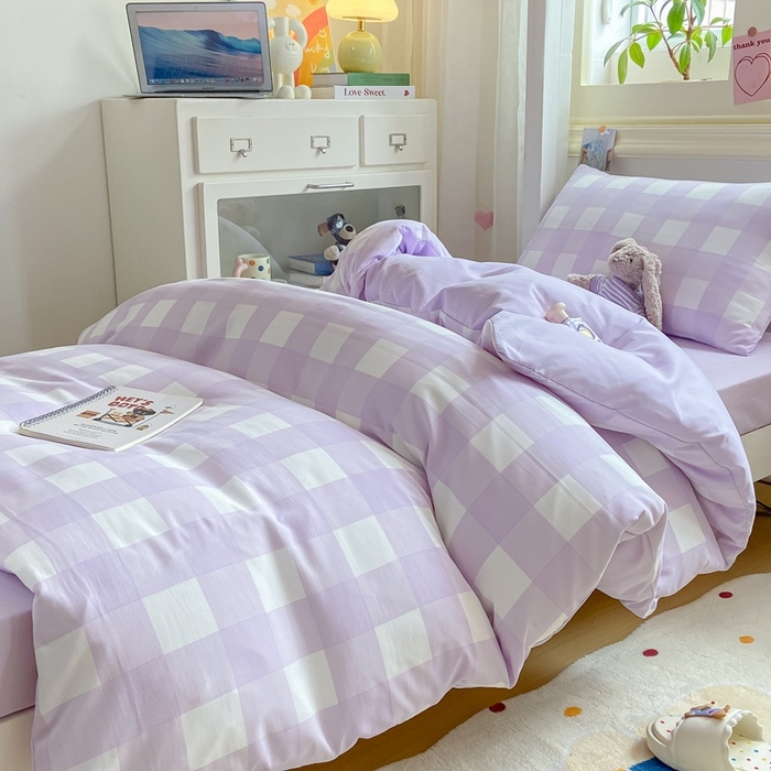 91家纺网 家纺一手货源 找家纺 麒东家纺 2025新款开学季学生ins风条纹方格水洗四件套学生上下铺三件套 条纹粉色