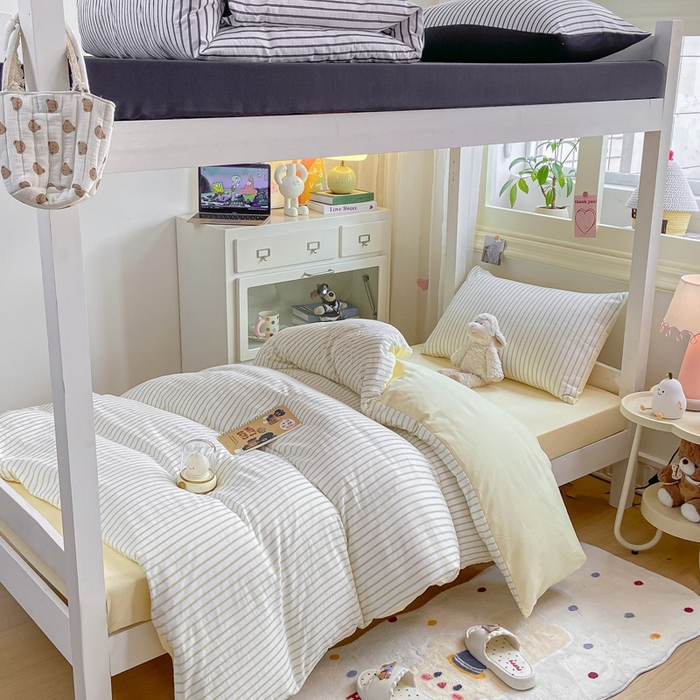 91家纺网 家纺一手货源 找家纺 麒东家纺 2025新款开学季学生ins风条纹方格水洗四件套学生上下铺三件套 条纹黄色