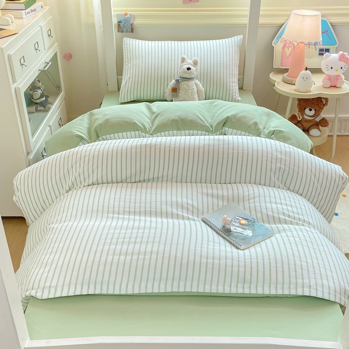 91家纺网 家纺一手货源 找家纺 麒东家纺 2025新款开学季学生ins风条纹方格水洗四件套学生上下铺三件套 条纹绿色