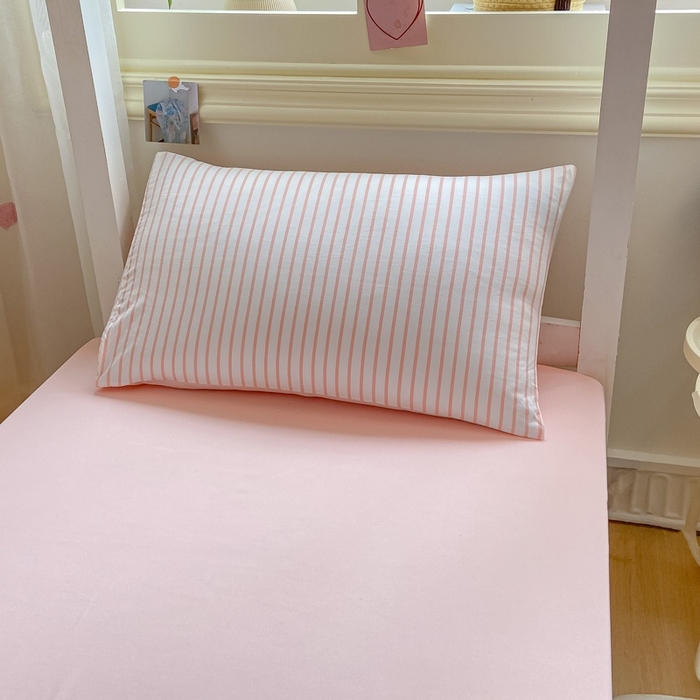 91家纺网 家纺一手货源 找家纺 麒东家纺 2025新款开学季学生ins风条纹方格水洗四件套学生上下铺三件套 条纹黑色