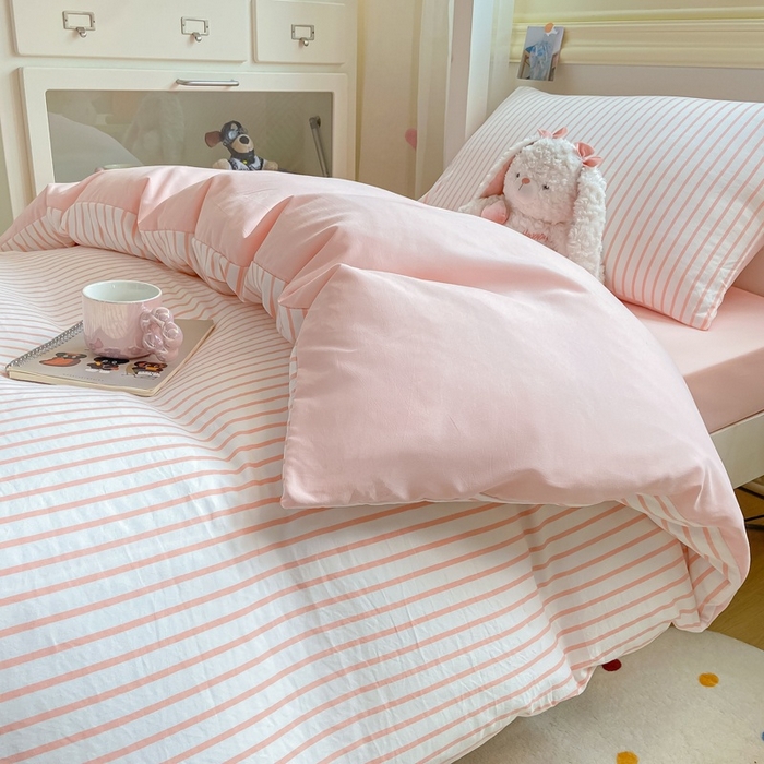 91家纺网 家纺一手货源 找家纺 麒东家纺 2025新款开学季学生ins风条纹方格水洗四件套学生上下铺三件套 条纹黑色