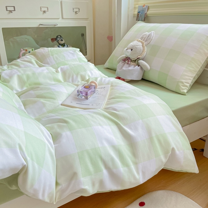 91家纺网 家纺一手货源 找家纺 麒东家纺 2025新款开学季学生ins风条纹方格水洗四件套学生上下铺三件套 方格紫色