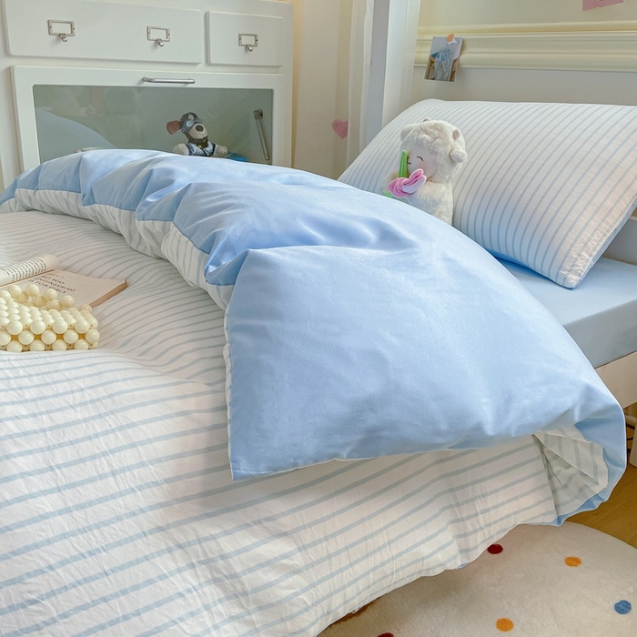 91家纺网 家纺一手货源 找家纺 （总）麒东家纺 2025新款开学季学生ins风条纹方格水洗四件套学生上下铺三件套