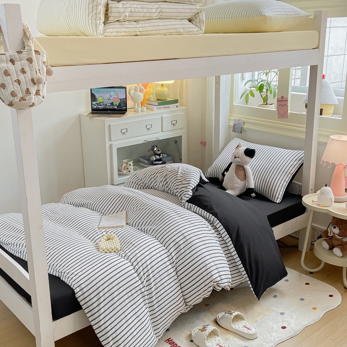 91家纺网 家纺一手货源 找家纺 麒东家纺 2025新款开学季学生ins风条纹方格水洗四件套学生上下铺三件套 条纹黄色