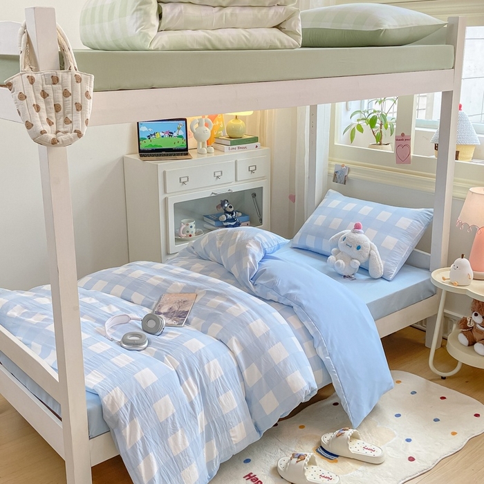 91家纺网 家纺一手货源 找家纺 麒东家纺 2025新款开学季学生ins风条纹方格水洗四件套学生上下铺三件套 方格绿色