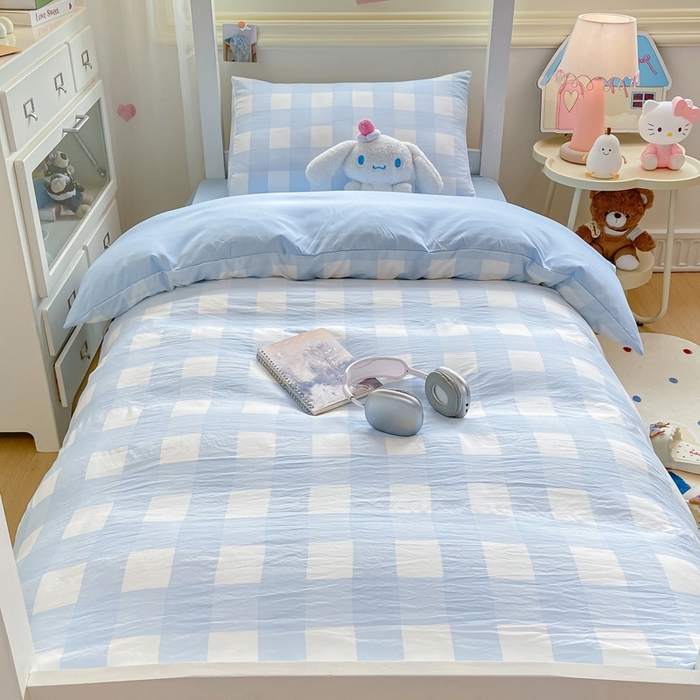 91家纺网 家纺一手货源 找家纺 麒东家纺 2025新款开学季学生ins风条纹方格水洗四件套学生上下铺三件套 方格绿色