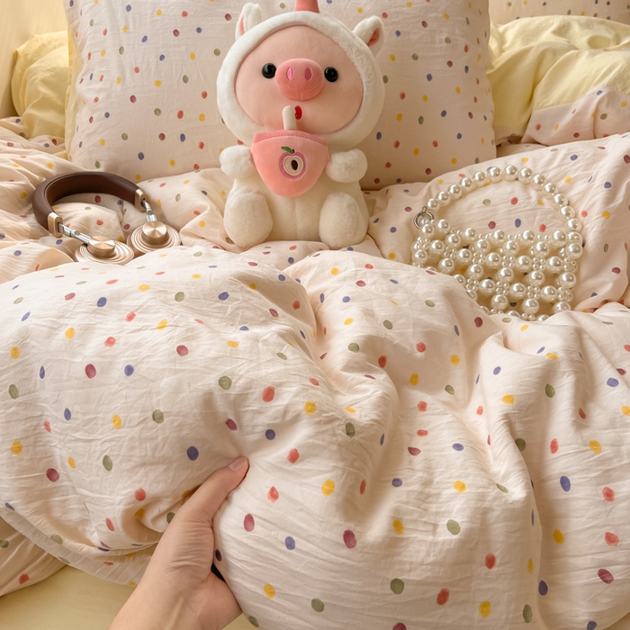 91家纺网 家纺一手货源 找家纺 卡迪熊家纺 2025新款水洗双层纱双拼碎花四件套 彩色波点