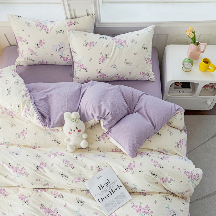 91家纺网 家纺一手货源 找家纺 奇丝雅 2025新款A类有氧超柔云感双层纱皱皱纱学生宿舍三件套家用四件套单被套 花黛罗兰