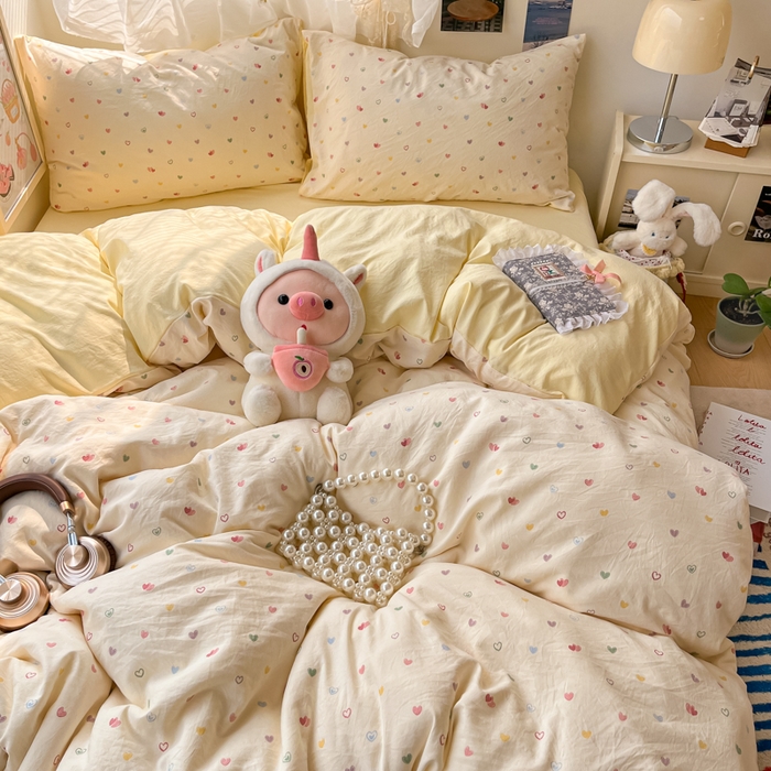 91家纺网 家纺一手货源 找家纺 卡迪熊家纺 2025新款水洗双层纱双拼碎花四件套 多彩心情