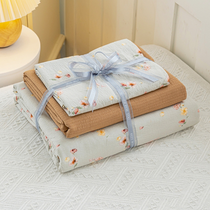 91家纺网 家纺一手货源 找家纺 奇丝雅 2025新款A类有氧超柔云感双层纱皱皱纱学生宿舍三件套家用四件套单被套 轻颂