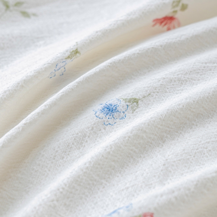 91家纺网 家纺一手货源 找家纺 奇丝雅 2025新款A类有氧超柔云感双层纱皱皱纱学生宿舍三件套家用四件套单被套 确幸英兰