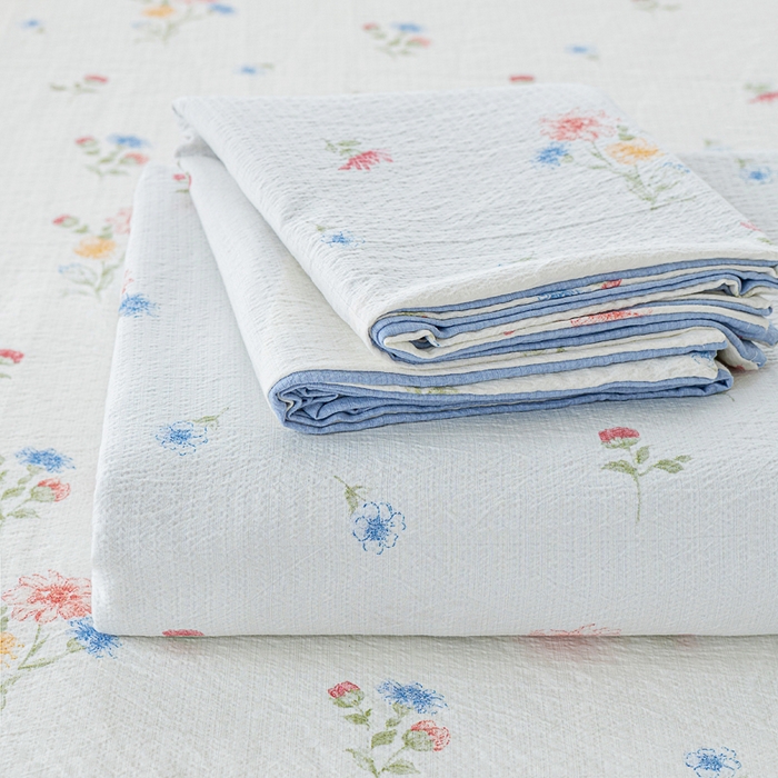 91家纺网 家纺一手货源 找家纺 奇丝雅 2025新款A类有氧超柔云感双层纱皱皱纱学生宿舍三件套家用四件套单被套 确幸英兰