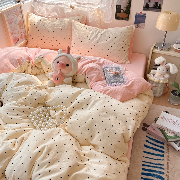 91家纺网 家纺一手货源 找家纺 卡迪熊家纺 2025新款水洗双层纱双拼碎花四件套 黑色波点