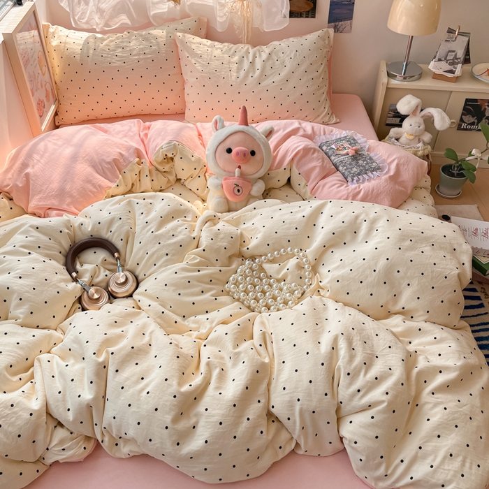 91家纺网 家纺一手货源 找家纺 卡迪熊家纺 2025新款水洗双层纱双拼碎花四件套 黑色波点