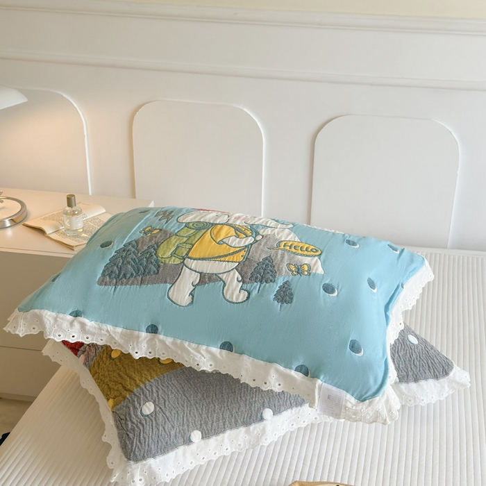 91家纺网 家纺一手货源 找家纺 朴尔家纺-毛巾被 2025新款韩版花边卡通水洗起皱纯棉四层纱布枕巾单枕巾枕巾单件 徒步小象 52x78cm枕巾一对