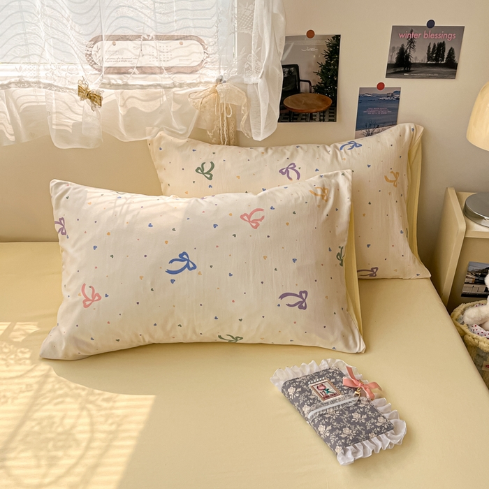 91家纺网 家纺一手货源 找家纺 彩韵家纺 2025新款水洗双层纱双拼碎花四件套 爱心蝴蝶结