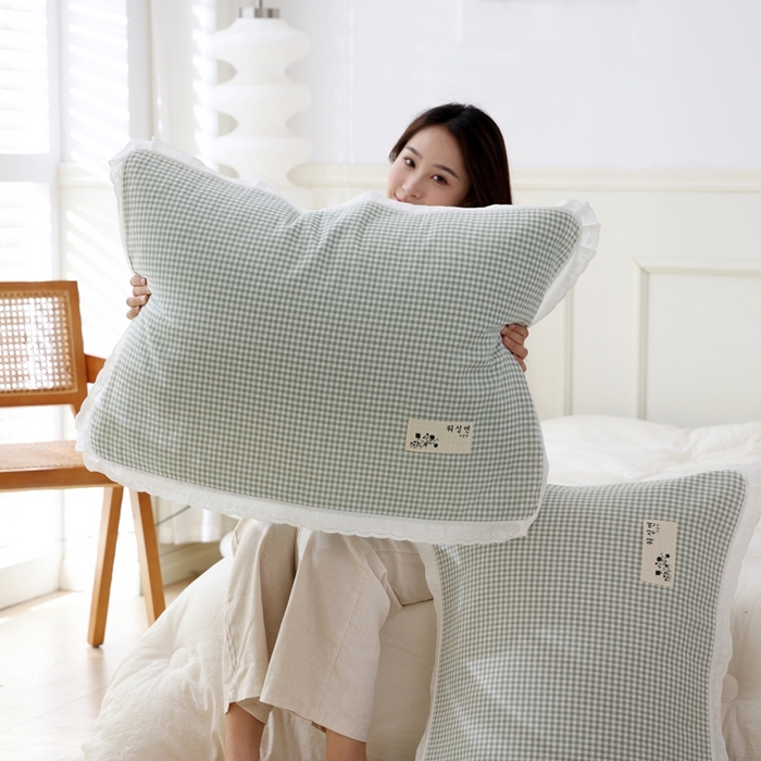 91家纺网 家纺一手货源 找家纺 朴尔家纺-毛巾被 2025新款韩版小碎花边全棉纯棉三层纱布枕巾单枕巾枕巾单件 韩式小格-绿 52x78cm枕巾一对