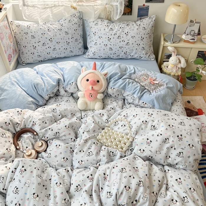 91家纺网 家纺一手货源 找家纺 彩韵家纺 2025新款水洗双层纱双拼碎花四件套 欢乐小狗