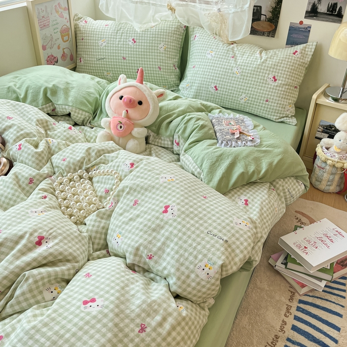 91家纺网 家纺一手货源 找家纺 彩韵家纺 2025新款水洗双层纱双拼碎花四件套 可爱猫猫